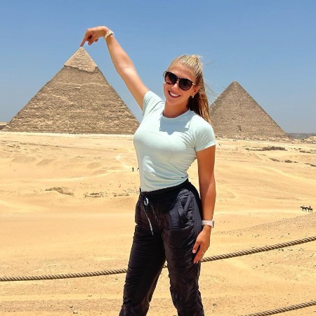 Ava Hunt enjoyed her time while traveling to Cairo, Egypt.